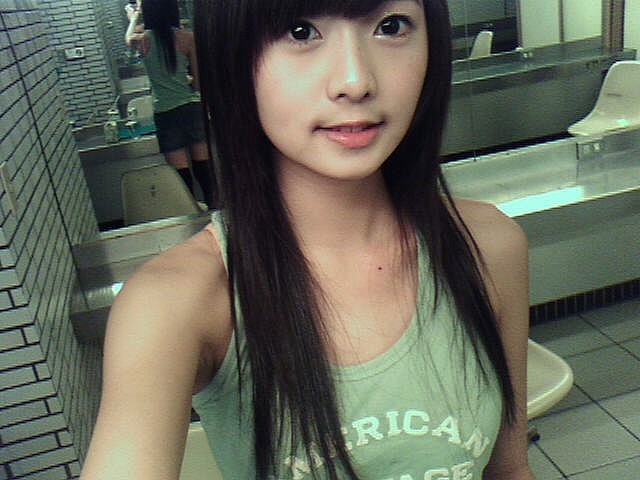 Asian gfs are posing and fucking for the camera gallery 17 #67878442