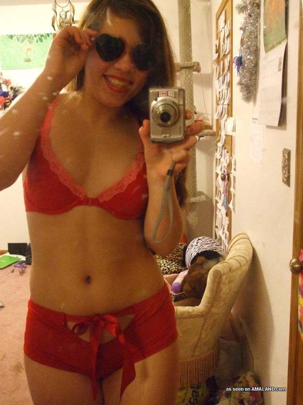 Jeune mexicaine sexy en bikini
 #68425009