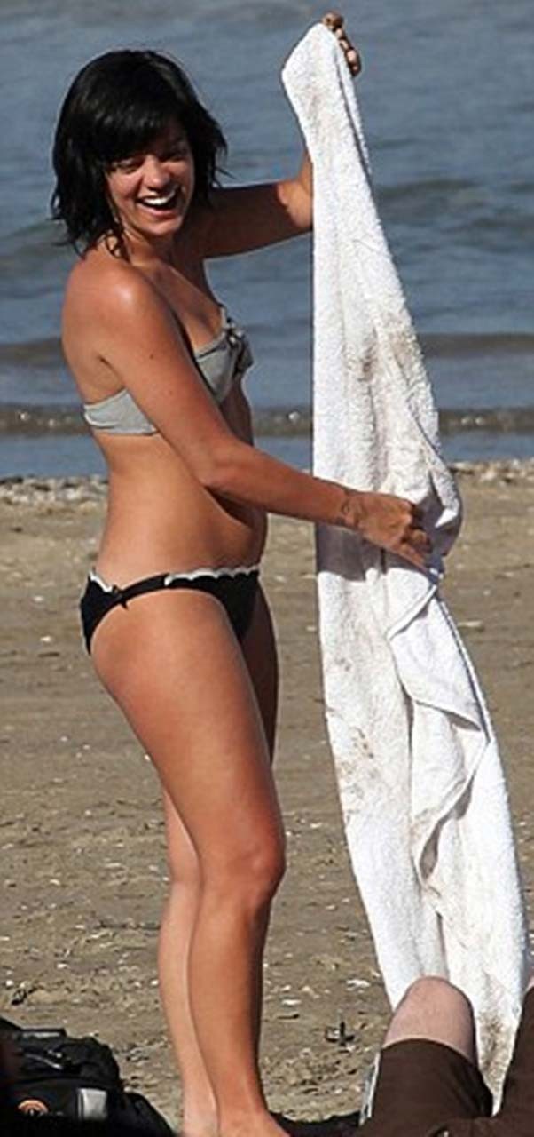 Lily Allen very leggy in mini skirt and in fuckme boots and in bikini on beach #75315190