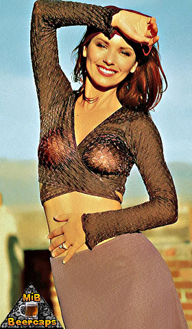 Shania Twain, la star de la musique country, en pleine action et nue.
 #72732859
