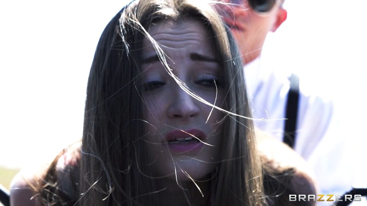 Dani daniels banged von polizisten
 #74688060