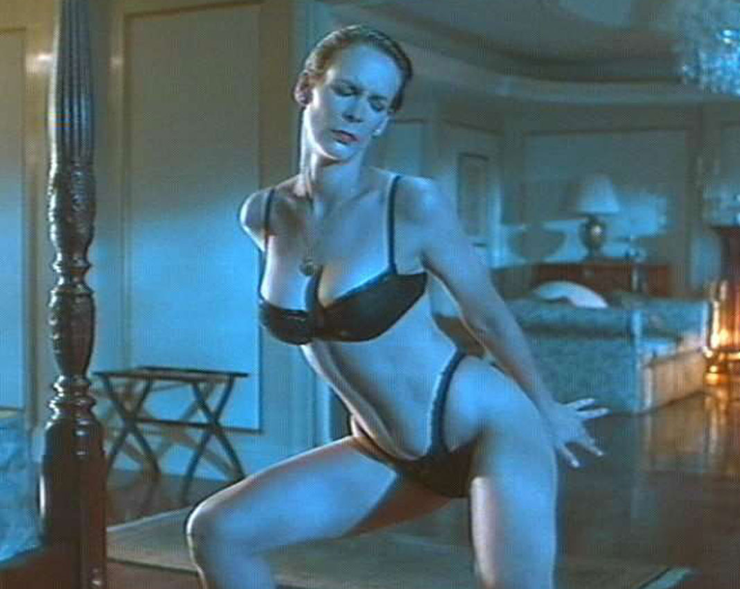 Jaime Lee Curtis nice topless in front of a mirror #75313007