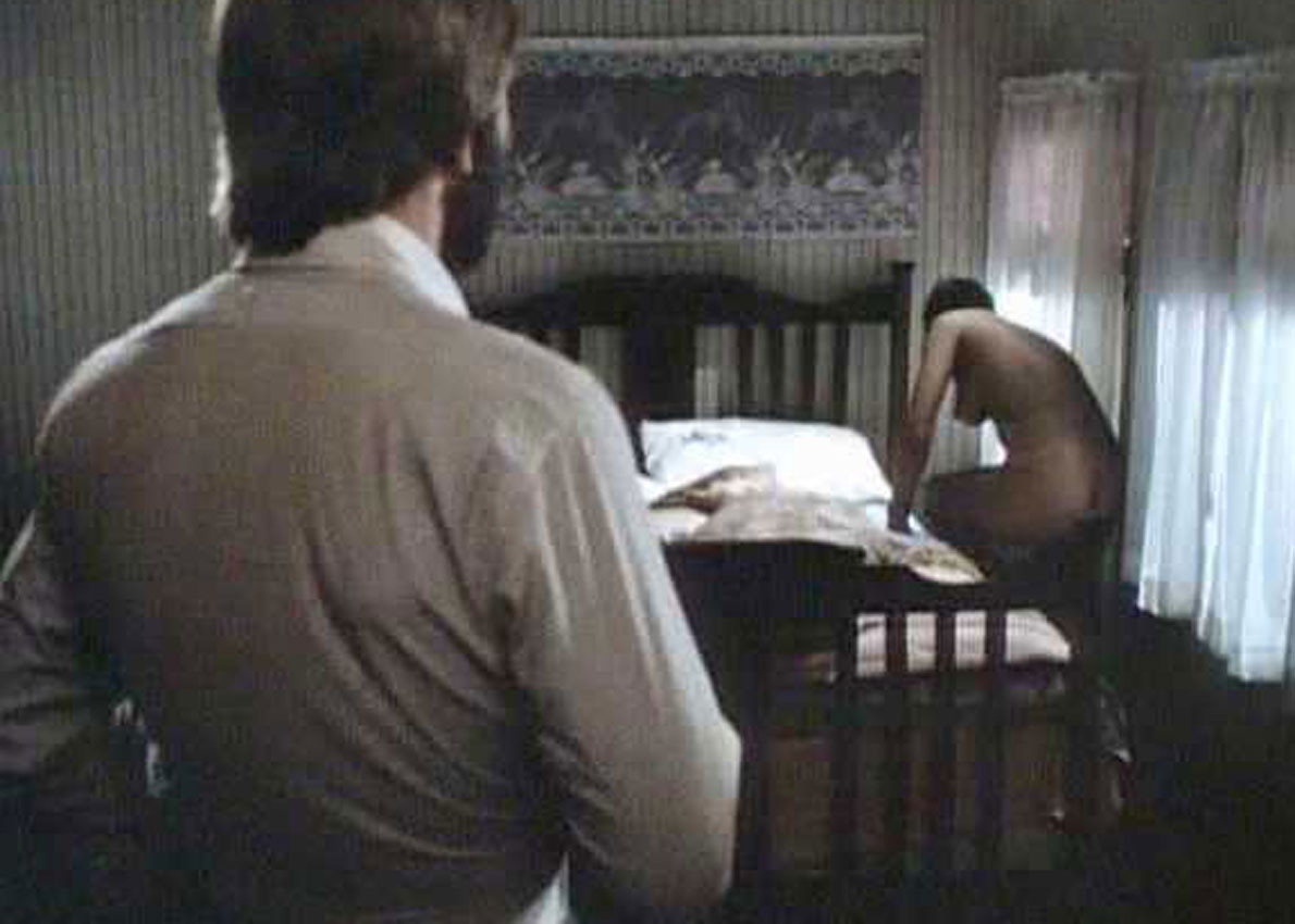 Jaime Lee Curtis nice topless in front of a mirror #75313037