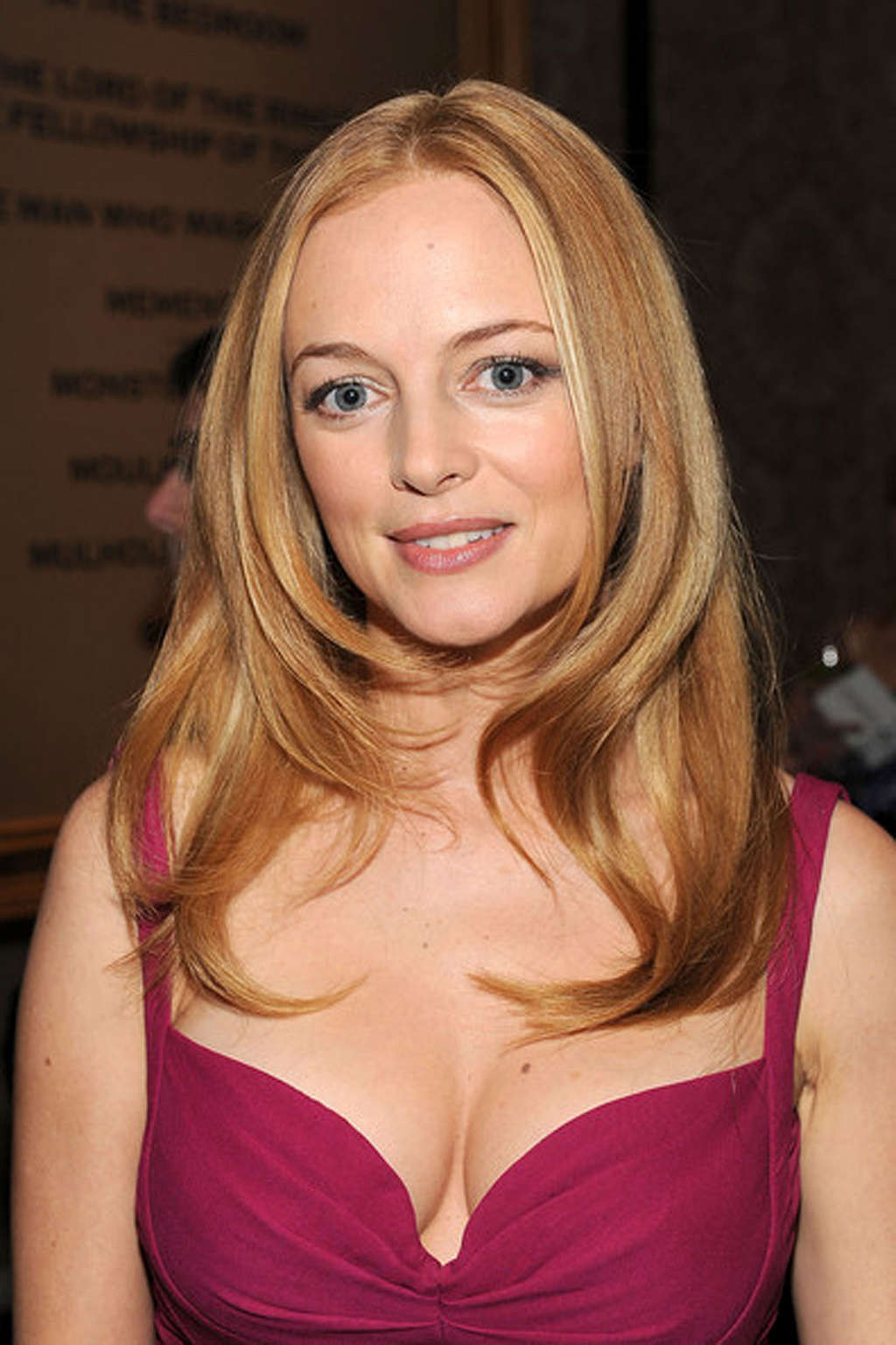 Heather Graham spreading her legs on party and showing sexy ass #75362945