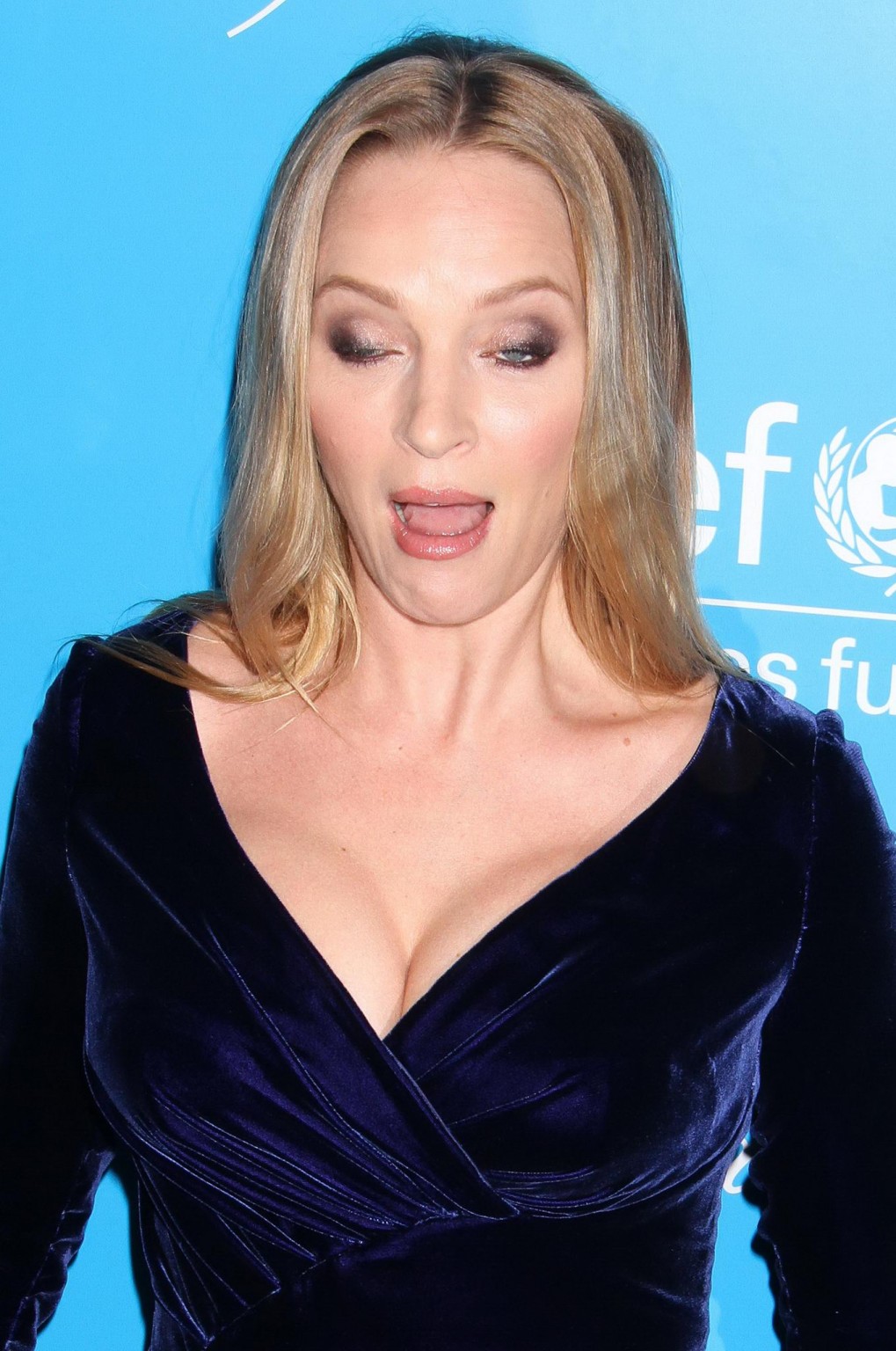 Uma Thurman showing huge cleavage at the Unicef SnowFlake Ball in New York #75247356