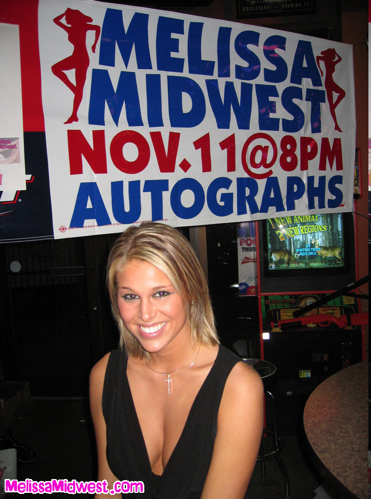 Melissa Midwest autograph signing at the Icehouse #67340485