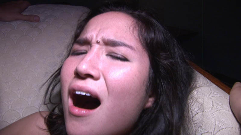 Cutie takes a cock all the way in. #78901952