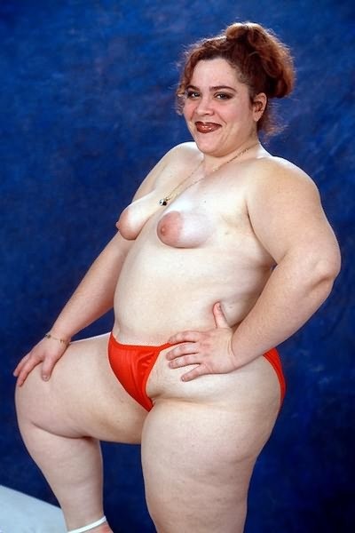 Belly in red #75593506