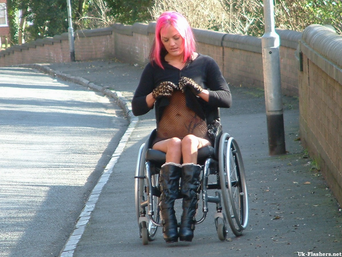 Disabled public nudity and pussy flashing by redhead Uk babe Leah Caprice showin #79483947