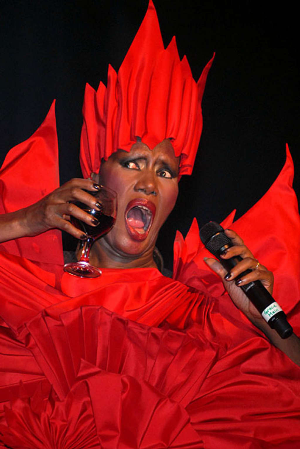 Grace Jones showing her nice ass upskirt on stage paparazzi pictures #75385476