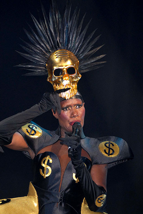 Grace Jones showing her nice ass upskirt on stage paparazzi pictures #75385483