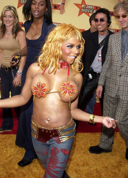 Lil Kim exposing her nice pussy upskirt and nipple slip paparazzi pictures #75401158