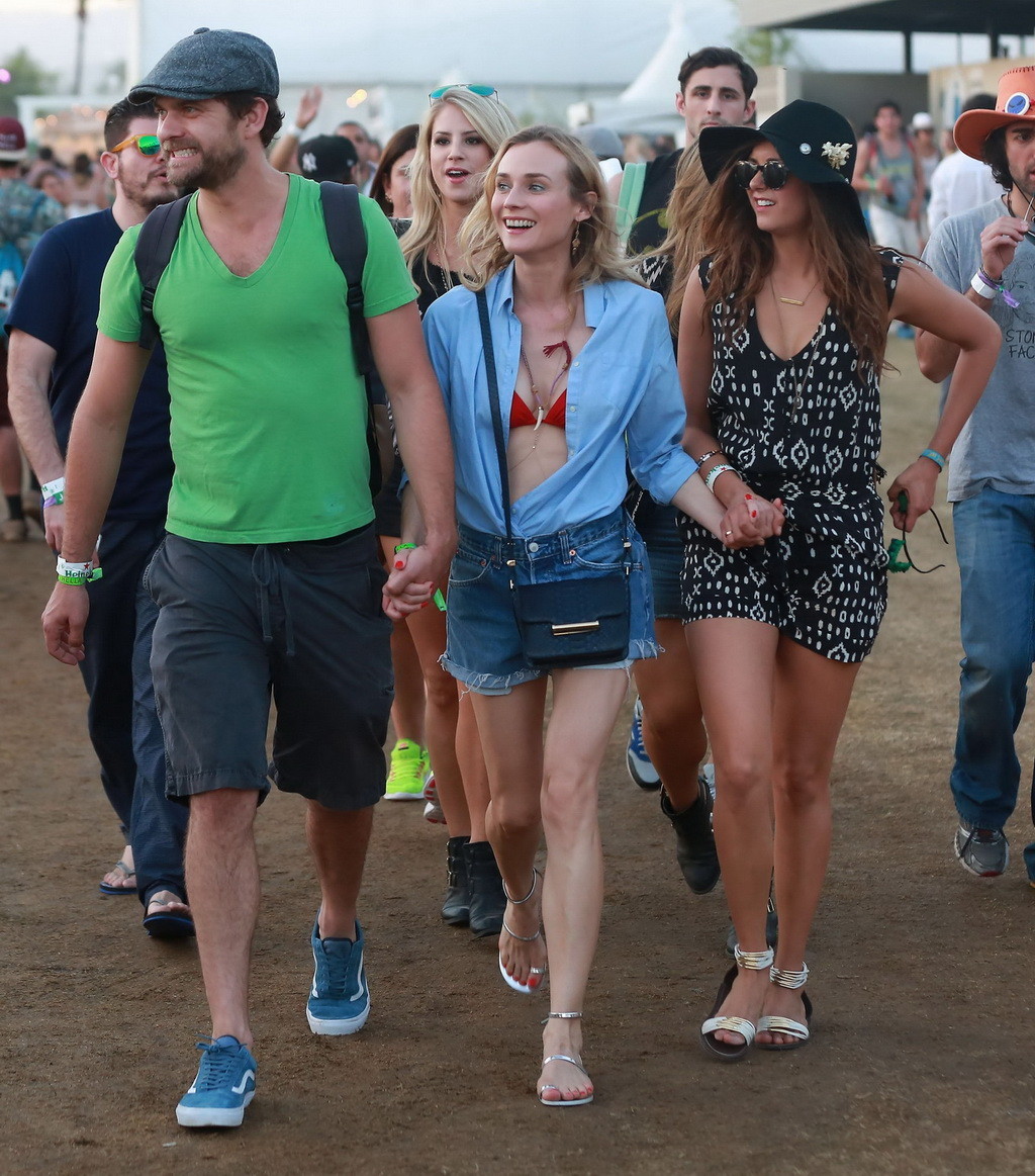 Nina dobrev und diane kruger cleavy und leggy bei coachella music festival weeken
 #75166521