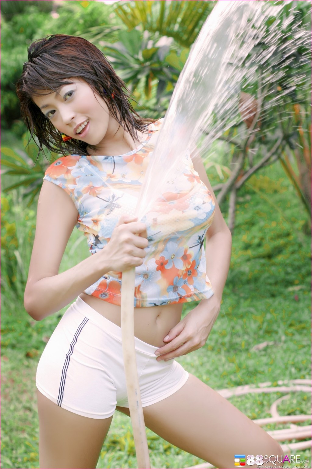 Chan Ching Ming Makes Herself wet with Hose #69835186