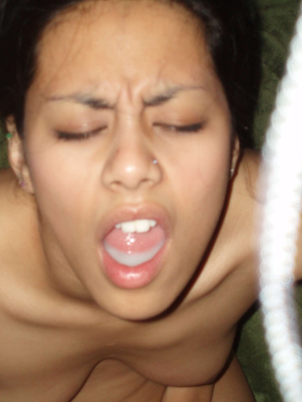 Asiatische gfs posieren und ficken für die Kamera Galerie 4
 #67878494