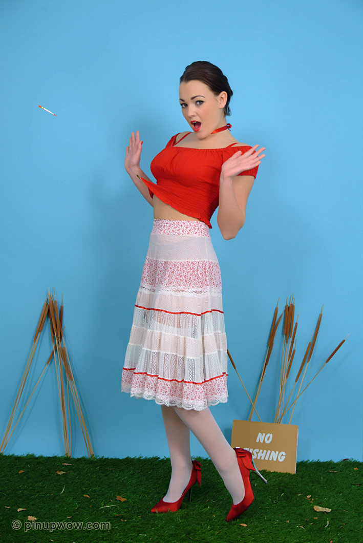 Sexy puta se burlan en las medias calientes
 #76514912