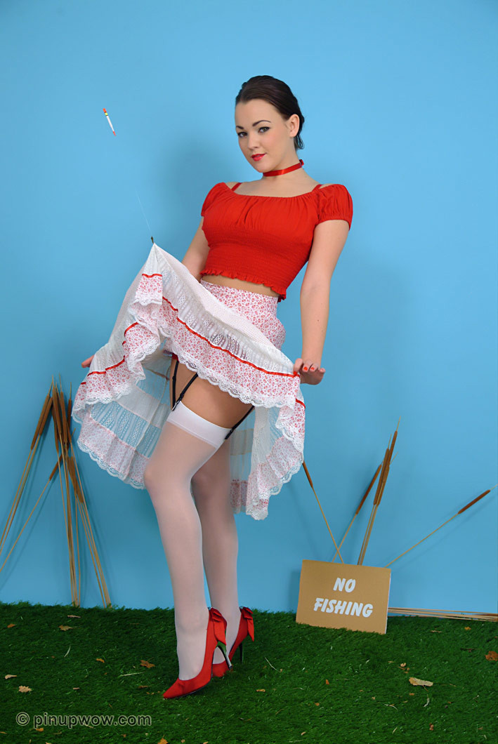 Sexy puta se burlan en las medias calientes
 #76514926