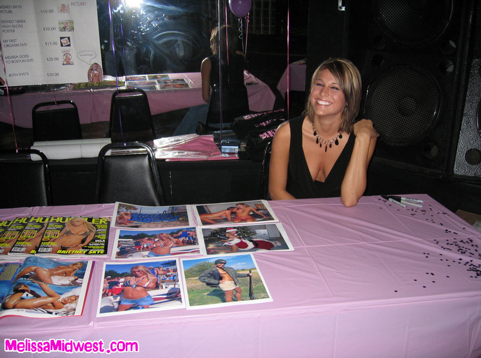 Melissa Midwest at an autograph signing #67571820