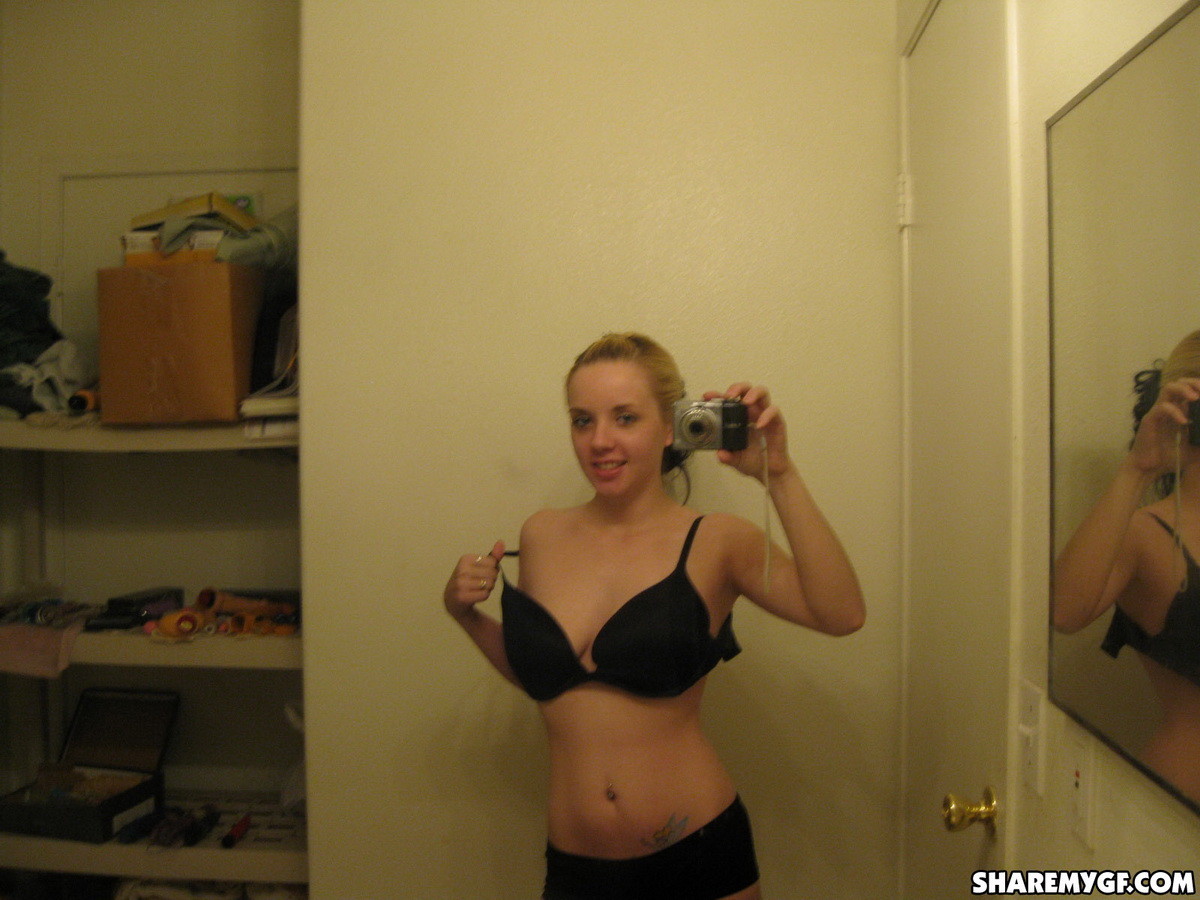 Cute blonde gets naked and takes selfshot mirror pics #67372730