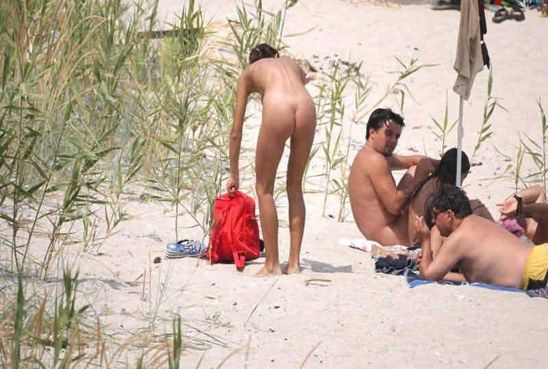 Unbelievable nudist photo 信じられないほどのヌード写真
 #72302183