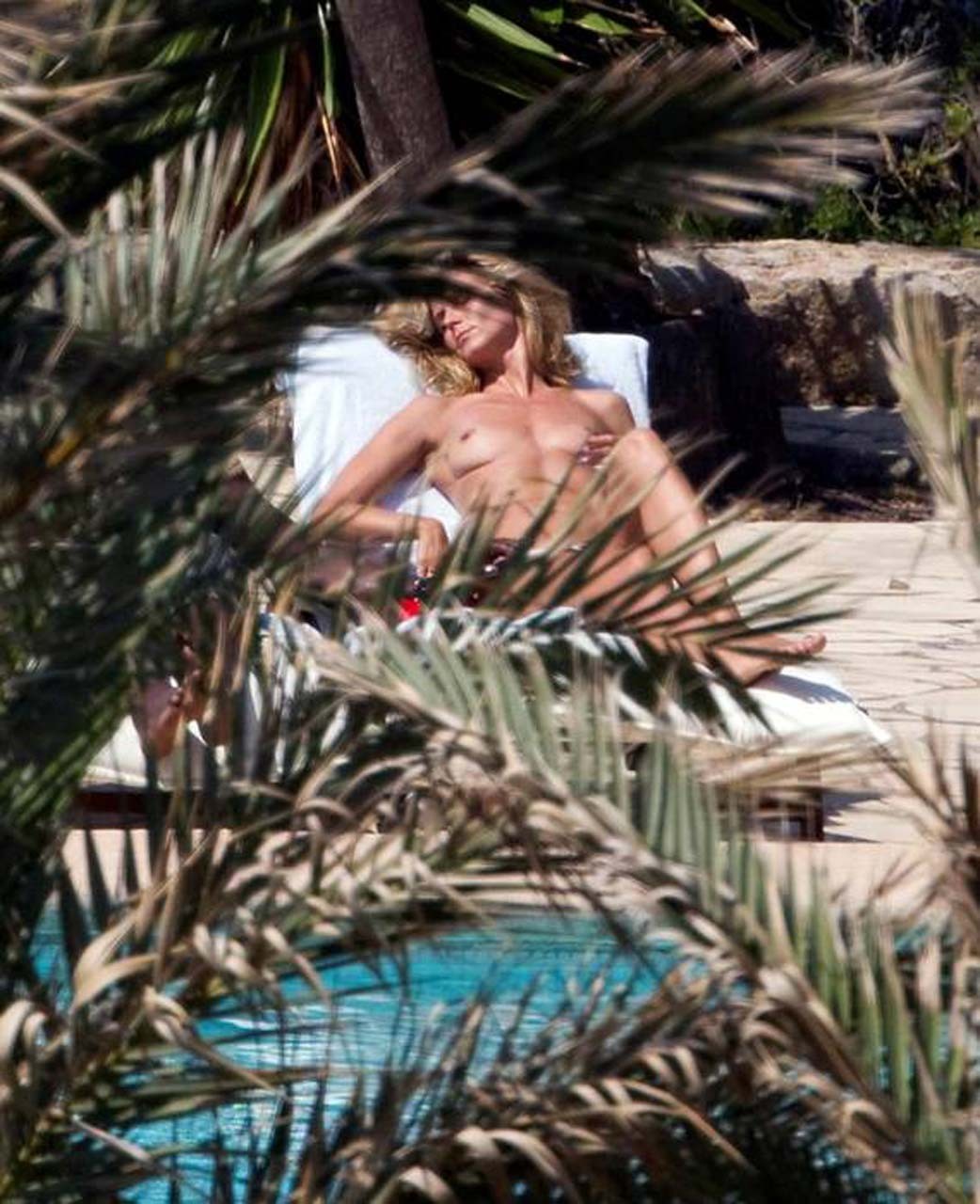 Heidi Klum fucking sexy and hot bikini and topless paparazzi photos #75293355