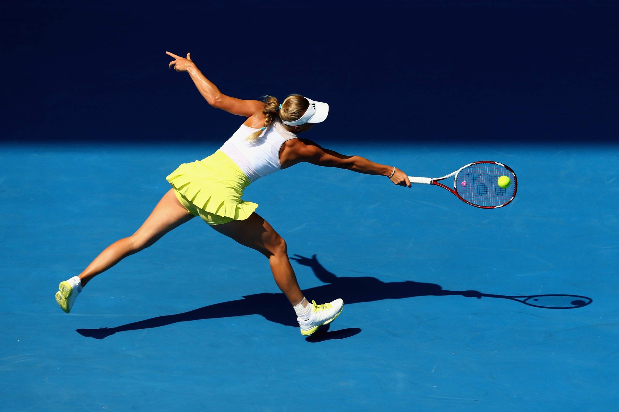 Caroline Wozniacki showing sweaty cleavage  camelote at the 2013 Australian Open #75243042