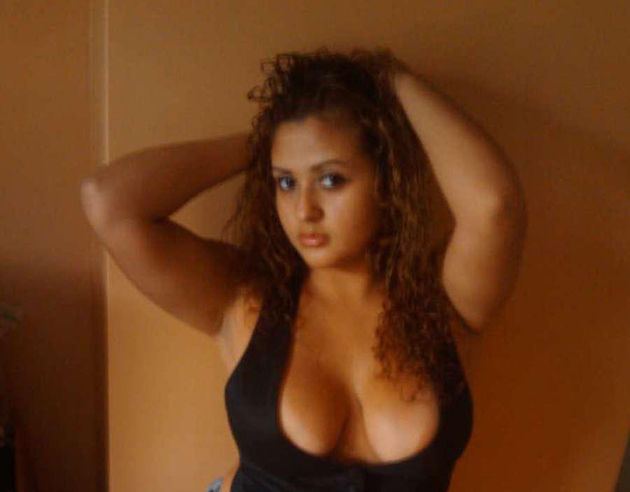 Picture set of amateur Latina hottis #67279452