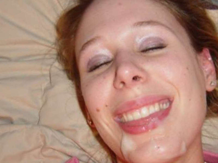 Photos de copines qui ont reçu du sperme sur le visage
 #67652921