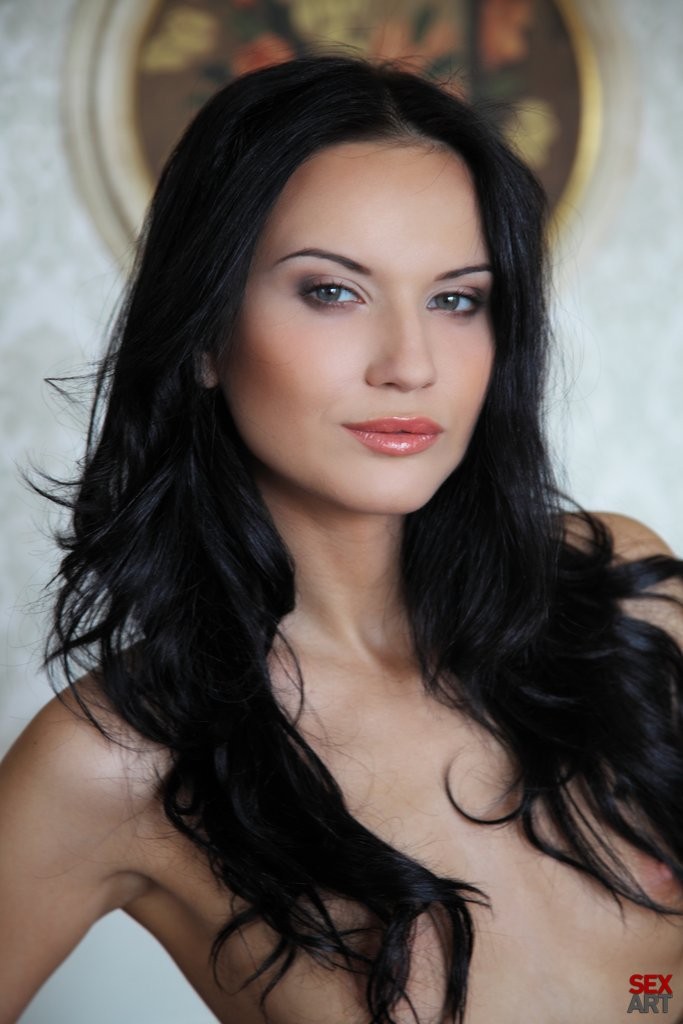 Get cozy and intimate with the lusty and erotic Sinia