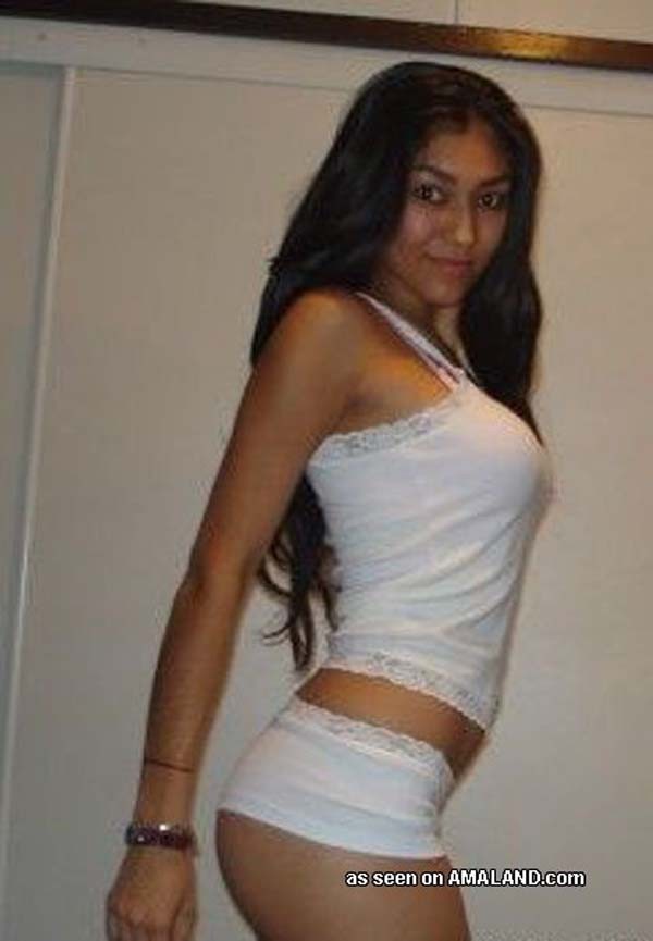 セクシーなアジアの写真
 #69884299