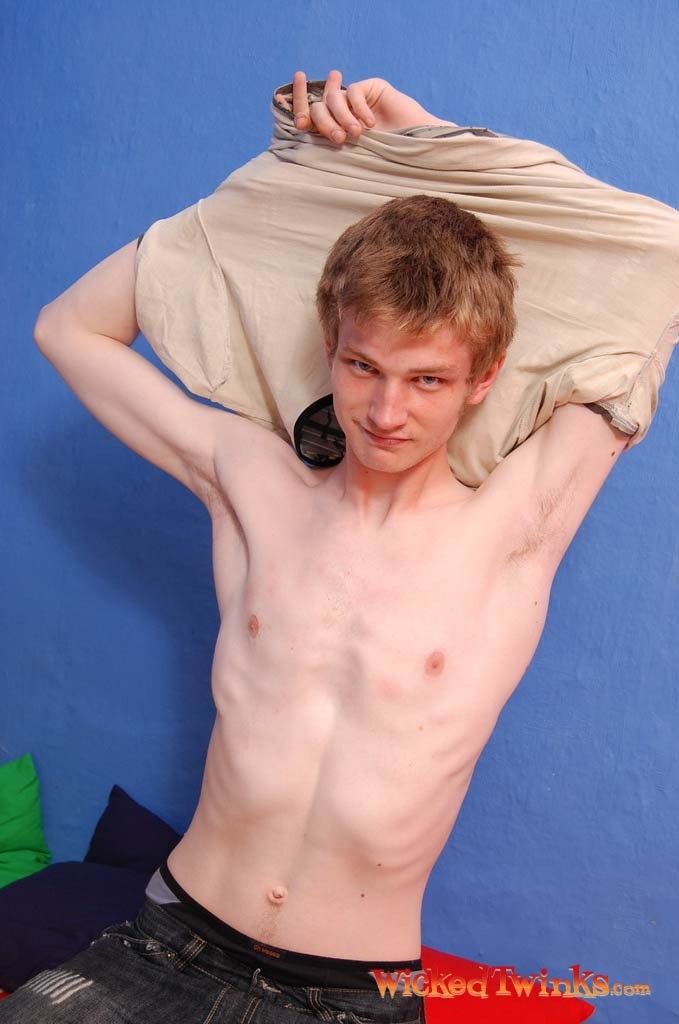 Solo twink shwos and jerks his long thick cock #76952632