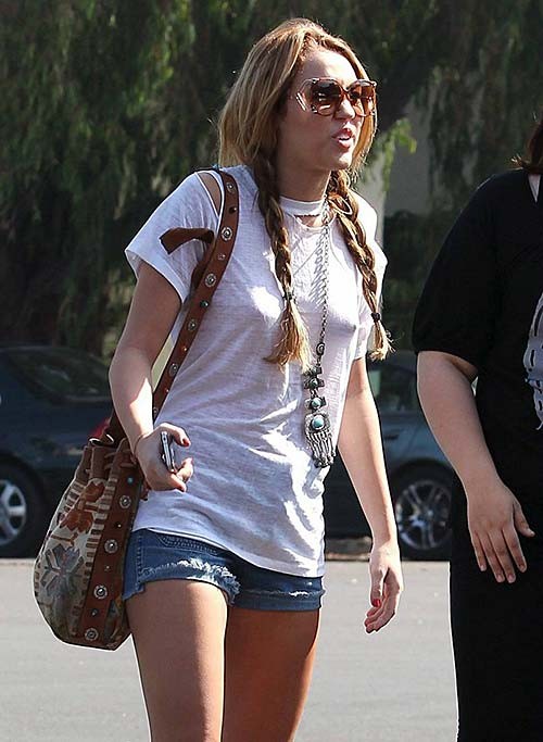 Miley Cyrus sexy and hot side boob and upskirt paparazzi photos #75291065