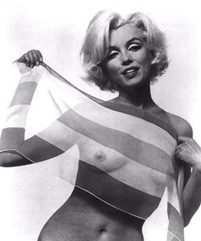 Marilyn Monroe lutscht Schwanz in neuem Sex-Tape
 #75412949