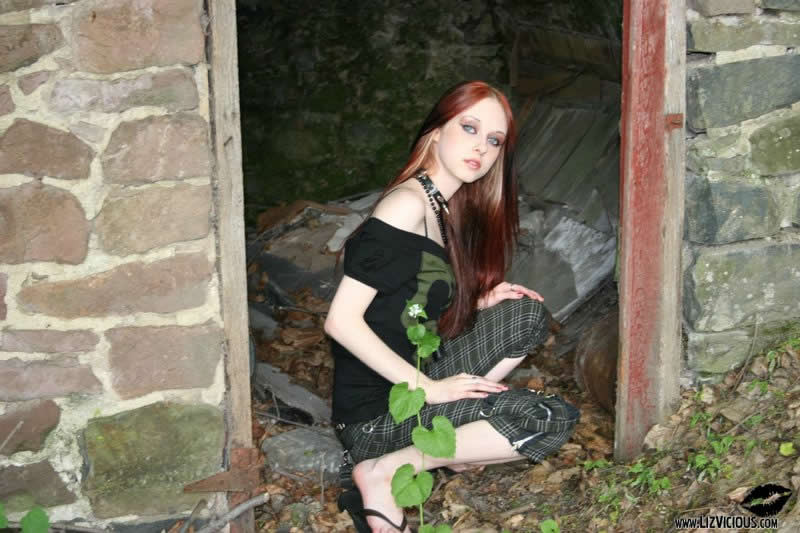 Redhead goth chick liz vicious flashing her tits #77187535