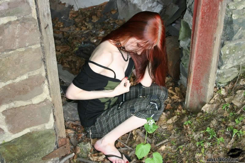 Redhead goth chick liz vicious flashing her tits #77187556