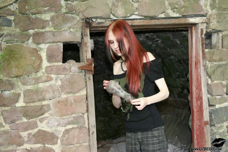 Redhead goth chick liz vicious flashing her tits #77187565