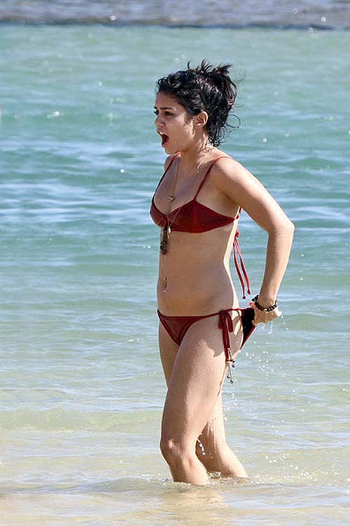 Vanessa Hudgens showing sexy body and nice ass in bikini #75275742