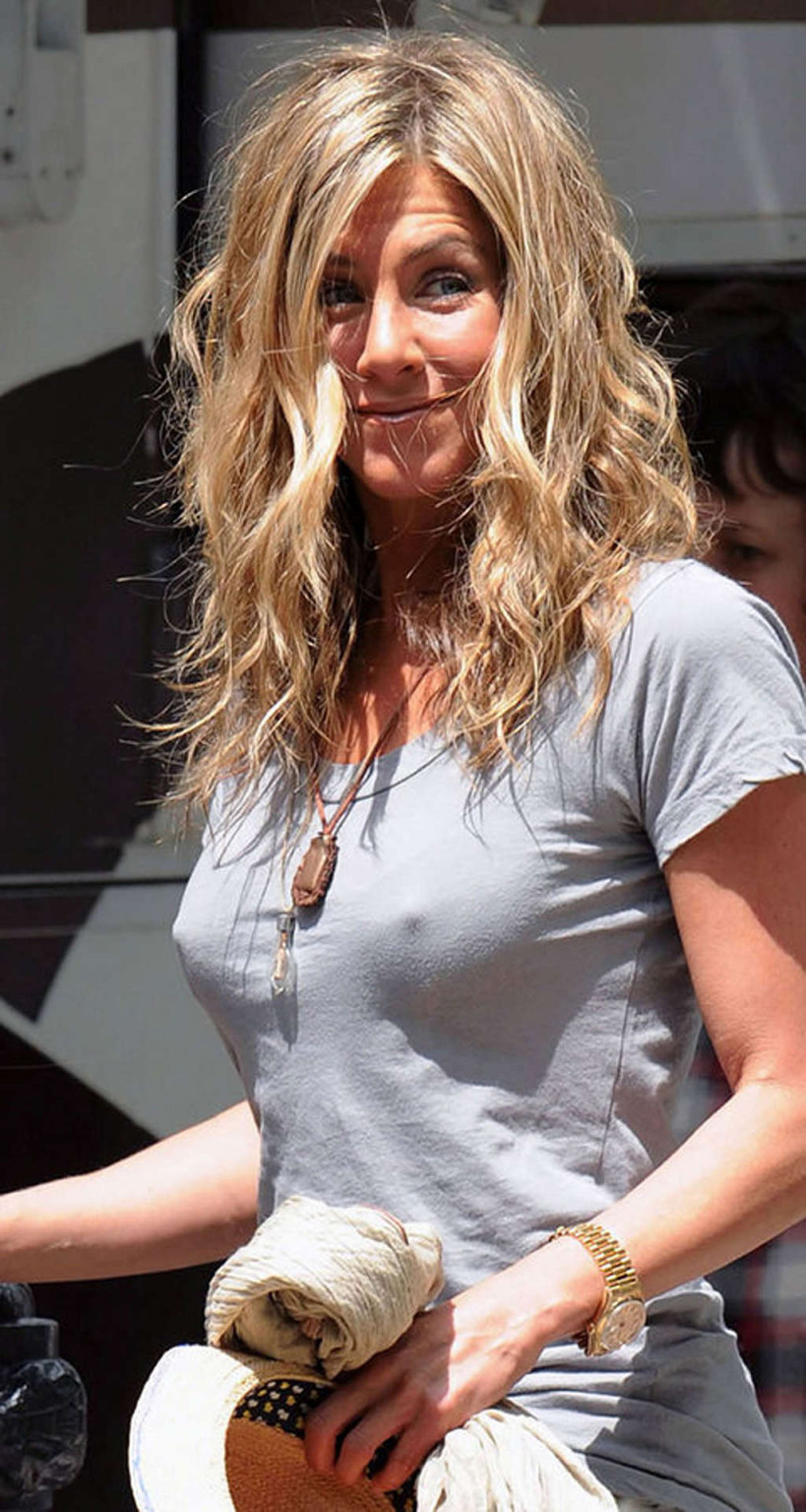 Jennifer Aniston exposing her sexy legs and hot nipples on street #75334794
