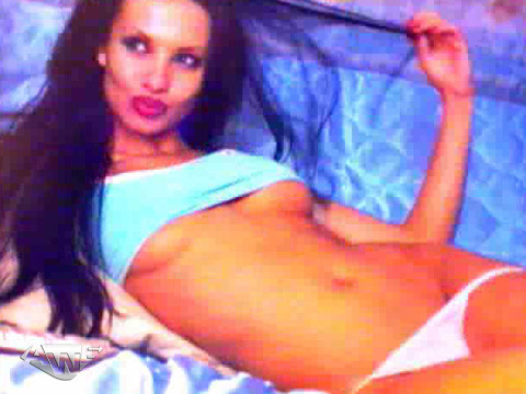 Naughty amateur Xlove LIVE on her webcam