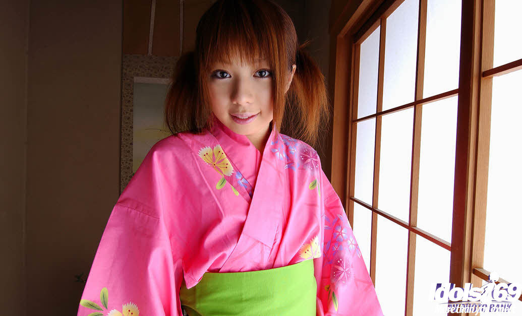 Japanese babe in kimono #69910913