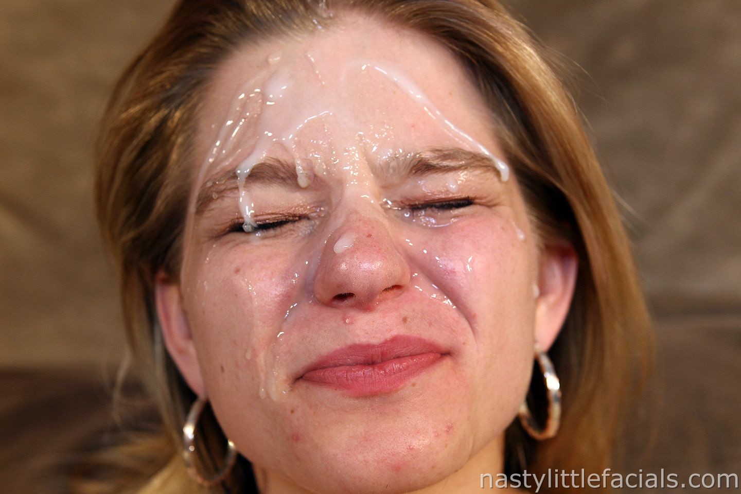 Amateur girl gets nasty facial cumload #67195577