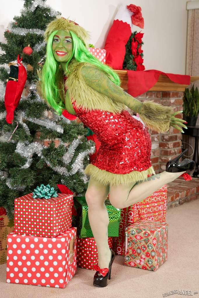 Joanna Angel the grinch gaped pussy for Christmas  #72890571