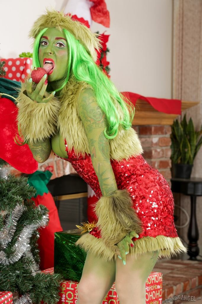 Joanna Angel the grinch gaped pussy for Christmas  #72890602