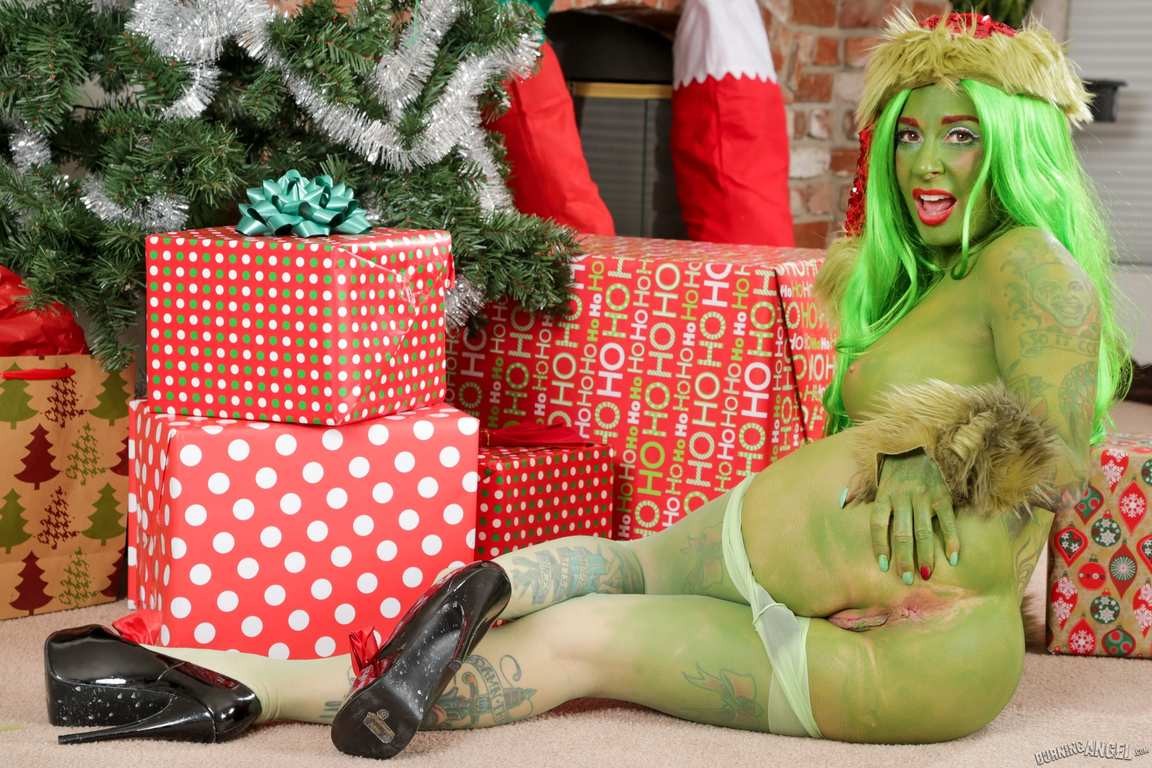 Joanna Angel the grinch gaped pussy for Christmas  #72890667