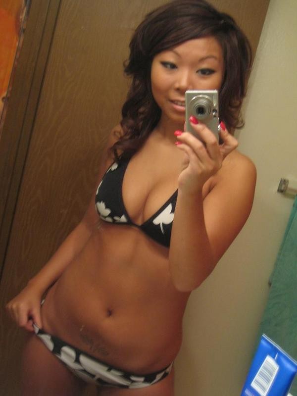 Asian teen girlfriends posing for the camera #67166880