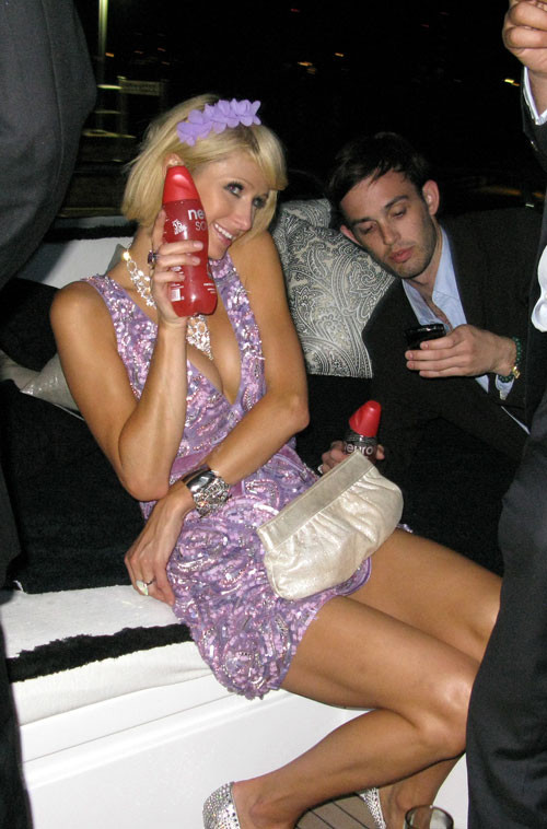 Paris Hilton showing her nice tits and pussy and upskirt paparazzi pictures #75394512