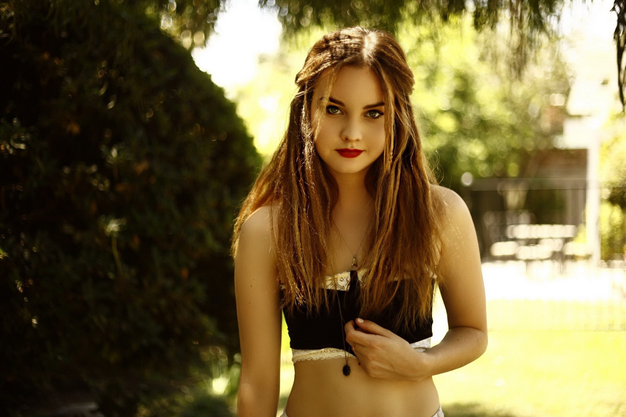 Liana Liberato cleavy and leggy in a skimpy belly top and hotpants at the photos #75183849