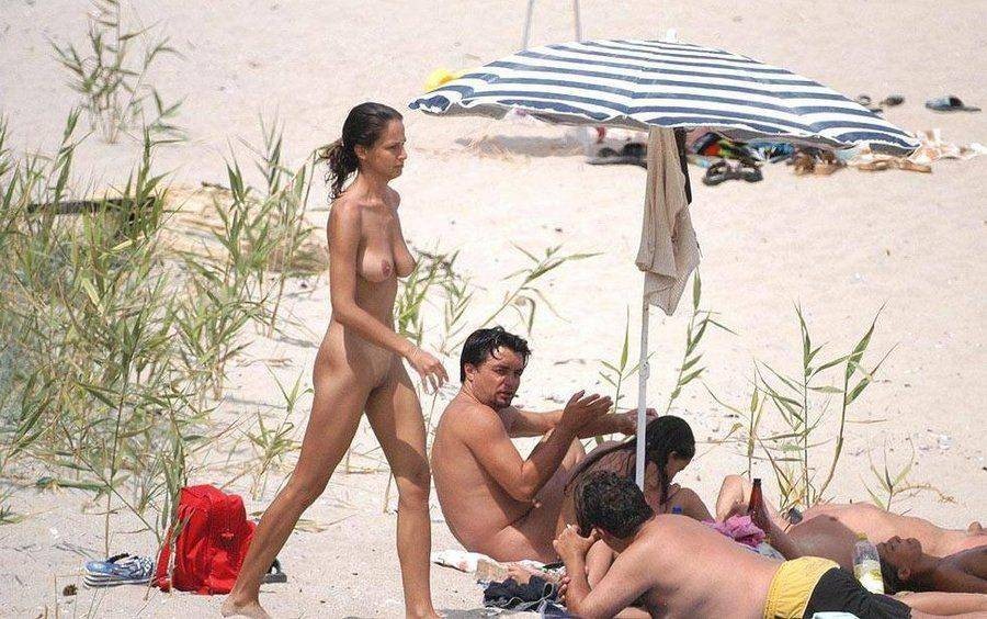 Fotos de nudistas increíbles
 #72292191