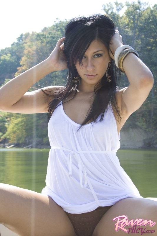 hottie raven ouside laying out and nuding #70543664