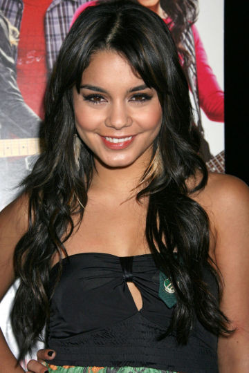 Vanessa Hudgens sexy starlet shows her assets in the red carpet #74873854
